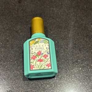 Gucci Flora Gorgeous Jasmine Turquoise Bottle